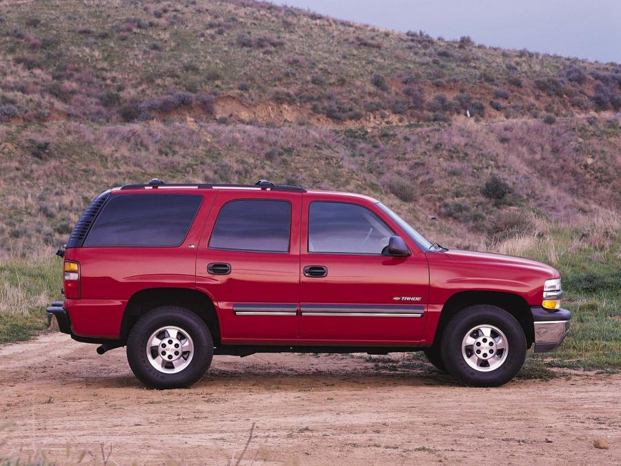  Chevrolet Tahoe 2000 года  (фото 11 из 57)